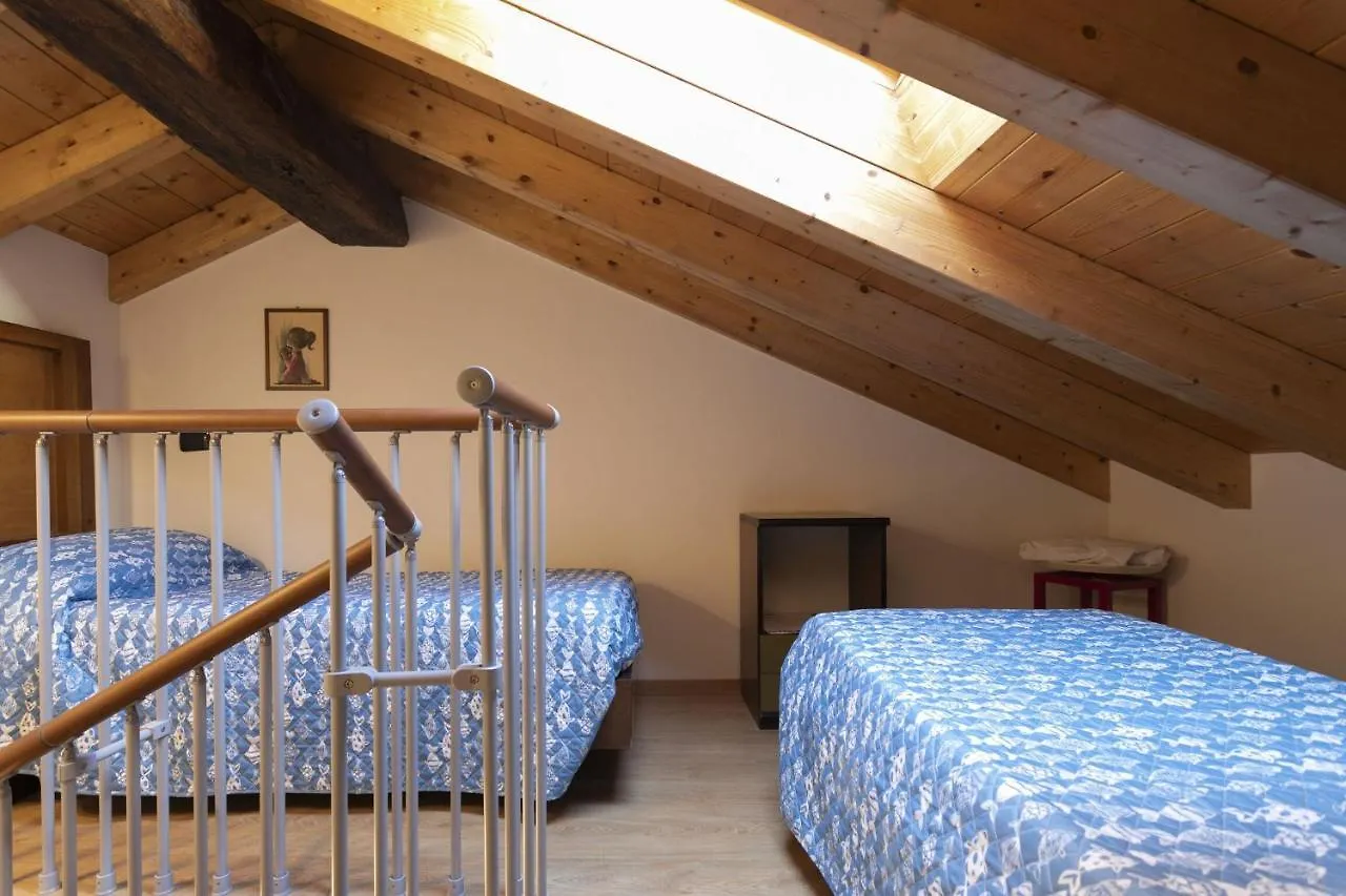 Willow House Apartment Sala Comacina Italy