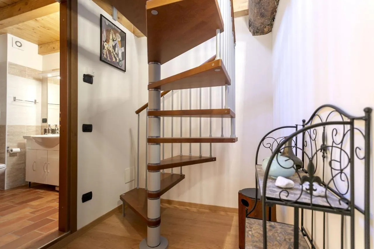 Willow House Apartment Sala Comacina 0*,  Italy